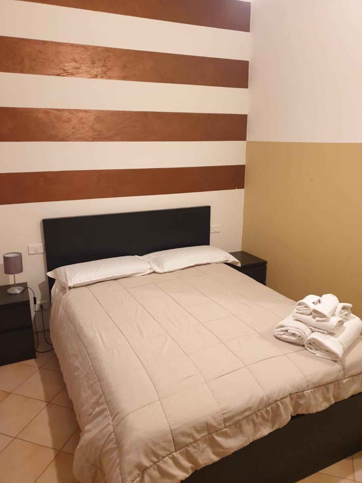 Salotto "900Strati" Hotell Bergamo Exteriör bild