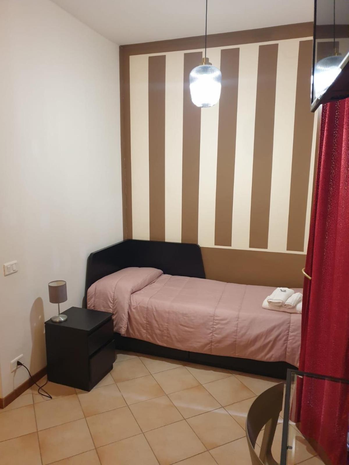 Salotto "900Strati" Hotell Bergamo Exteriör bild